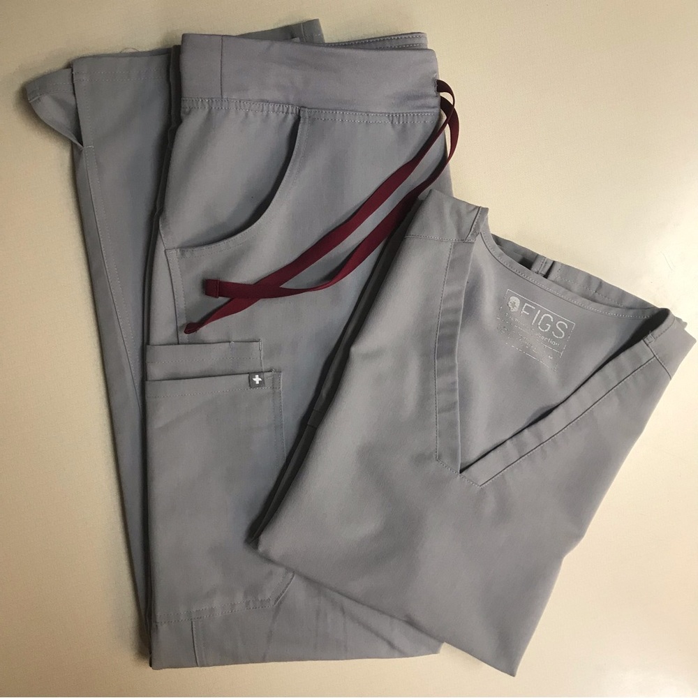 FIGS Cement Casma/Kade scrub set